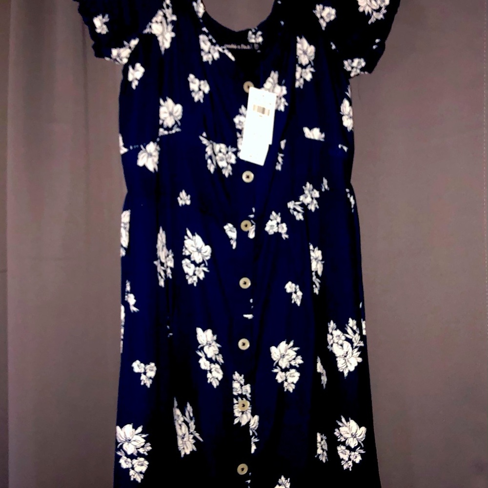 New Abercrombie and Fitch XS Navy Blue dress